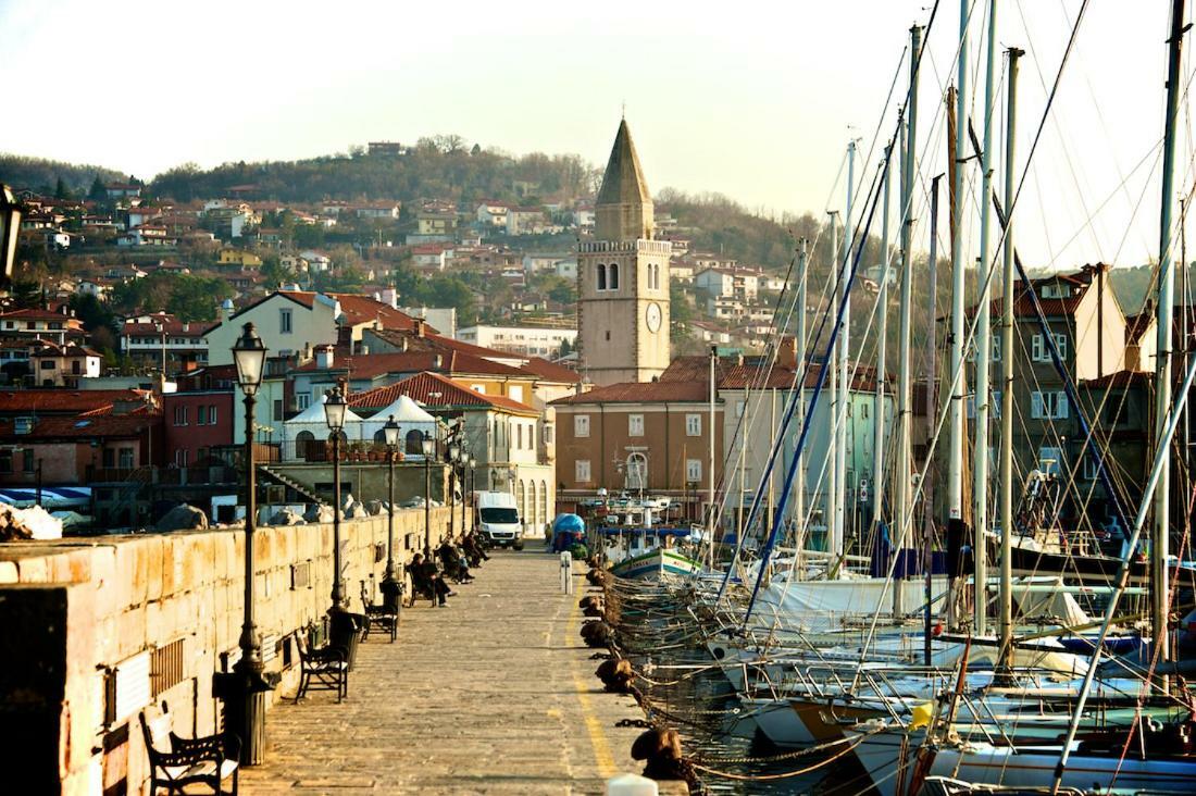 Hotel La Bussola Muggia Exterior photo